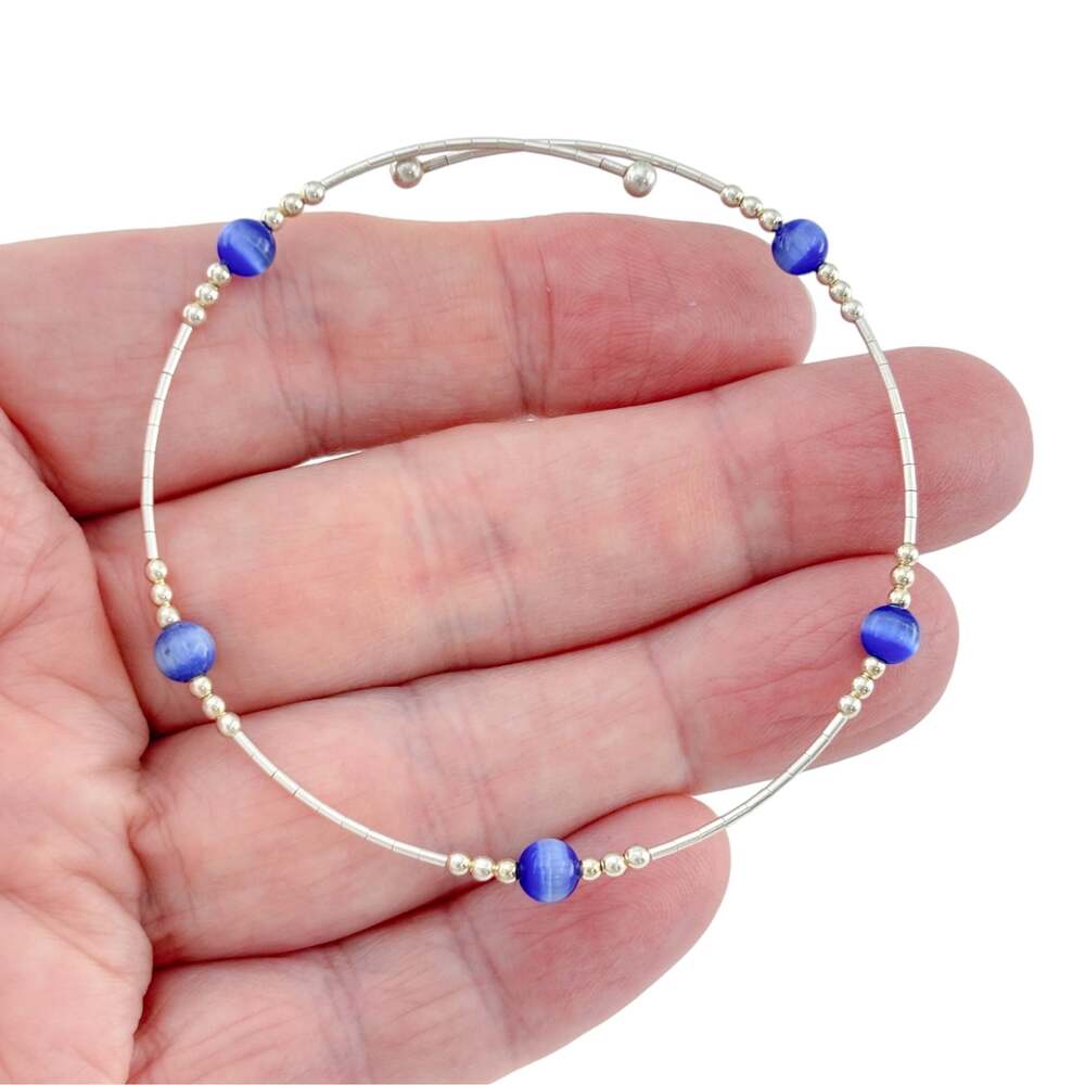 1990's Sterling Silver Blue Cat’s Eye Glass Bead Flexible Wrap Bracelet 7.5 inch